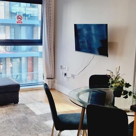 Luxury Waterside Apartment Canary Wharf Londres Extérieur photo